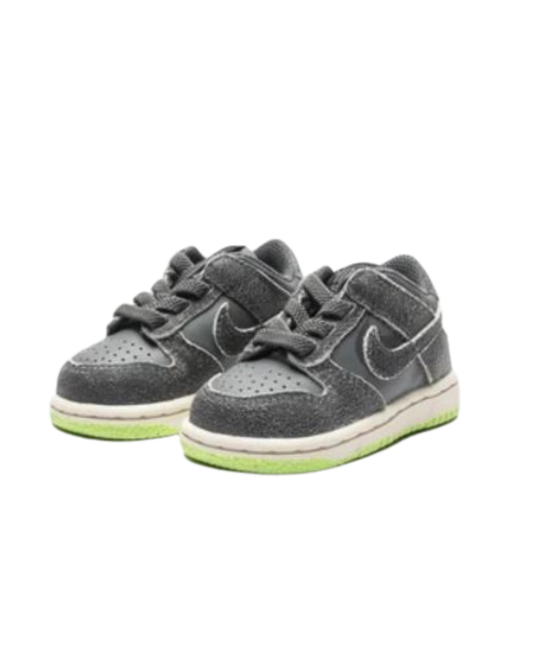 Nike Dunk Low 'Halloween' - Image 3