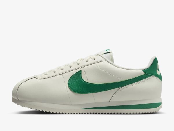 NIKE CORTEZ